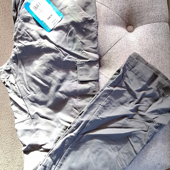 Columbia straight leg omnishield cargo pants - Picture 2 of 6